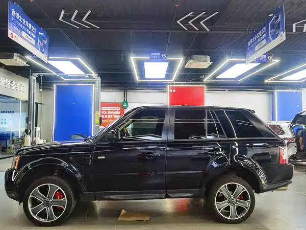 Land Rover Range Rover Sport 2013