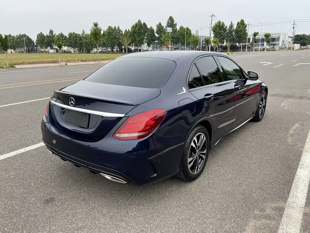 Mercedes-Benz C-Class 2017