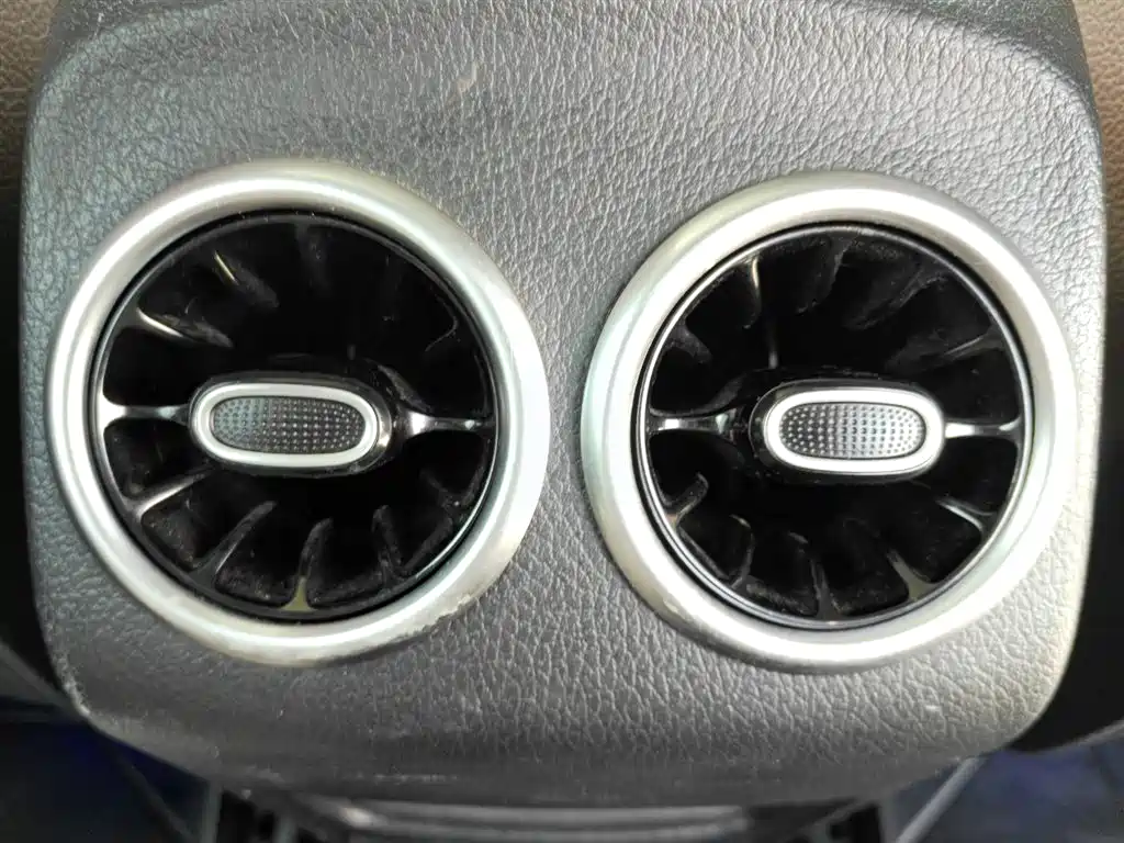 Mercedes-Benz GLB 2022 — фото 16