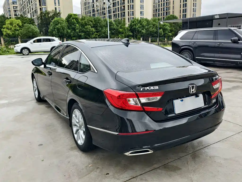 Honda Accord 2021 — фото 6