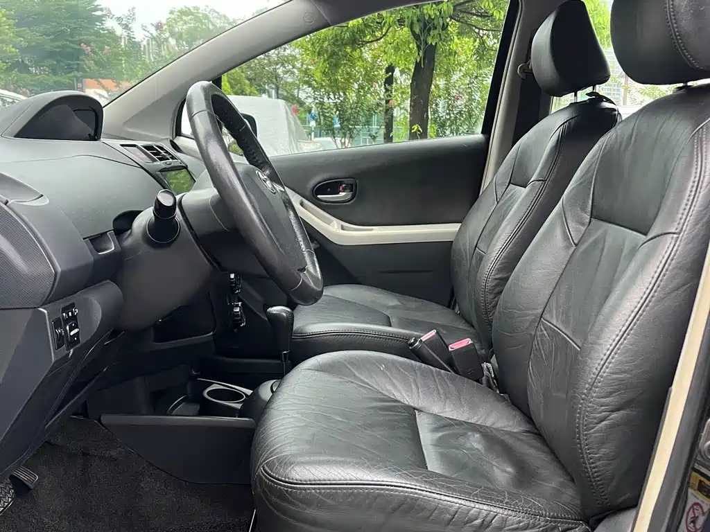 Toyota Yaris 2008