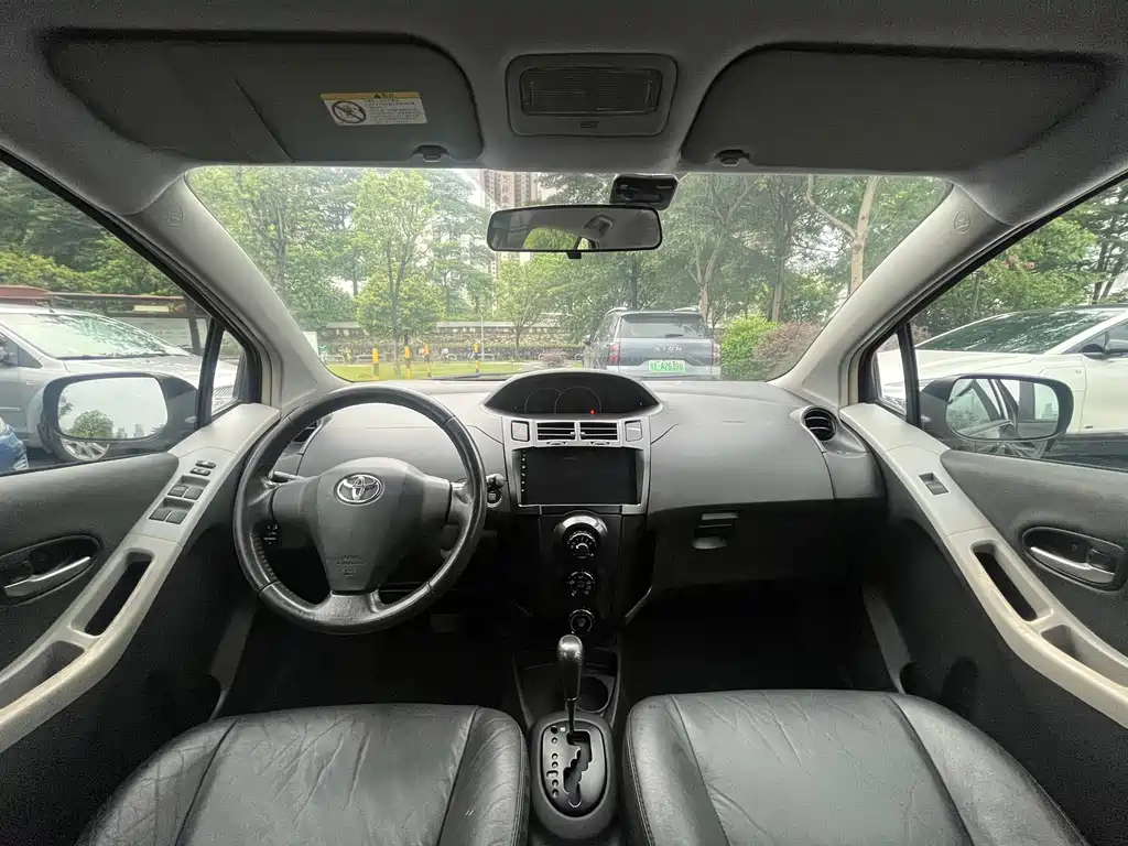 Toyota Yaris 2008