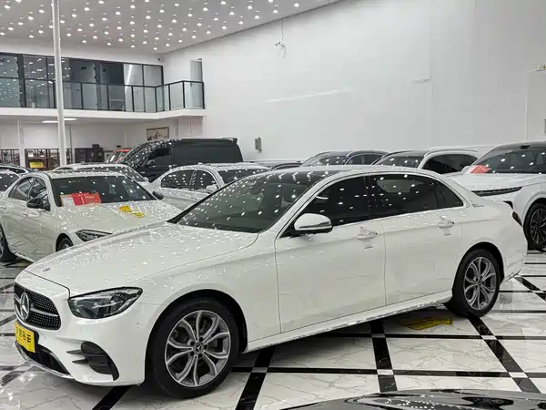 Mercedes-Benz E-Class 2021