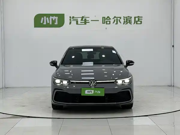 Volkswagen Golf 2024