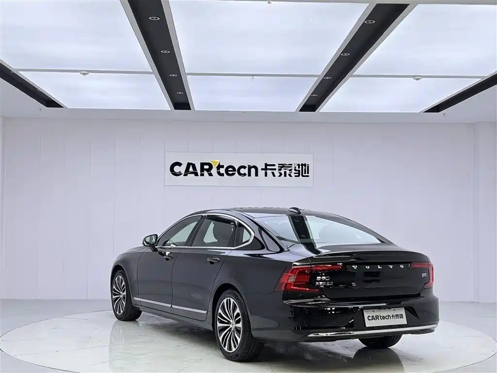 Volvo S90 2025 — фото 7