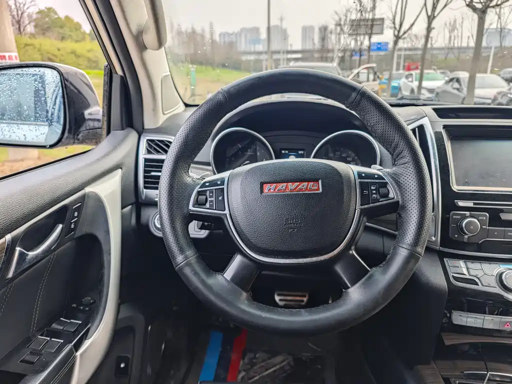 Haval H9 2016 — фото 12