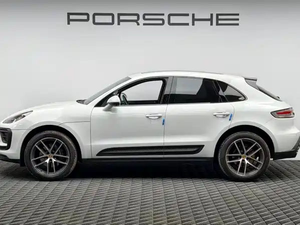 Porsche Macan 2024
