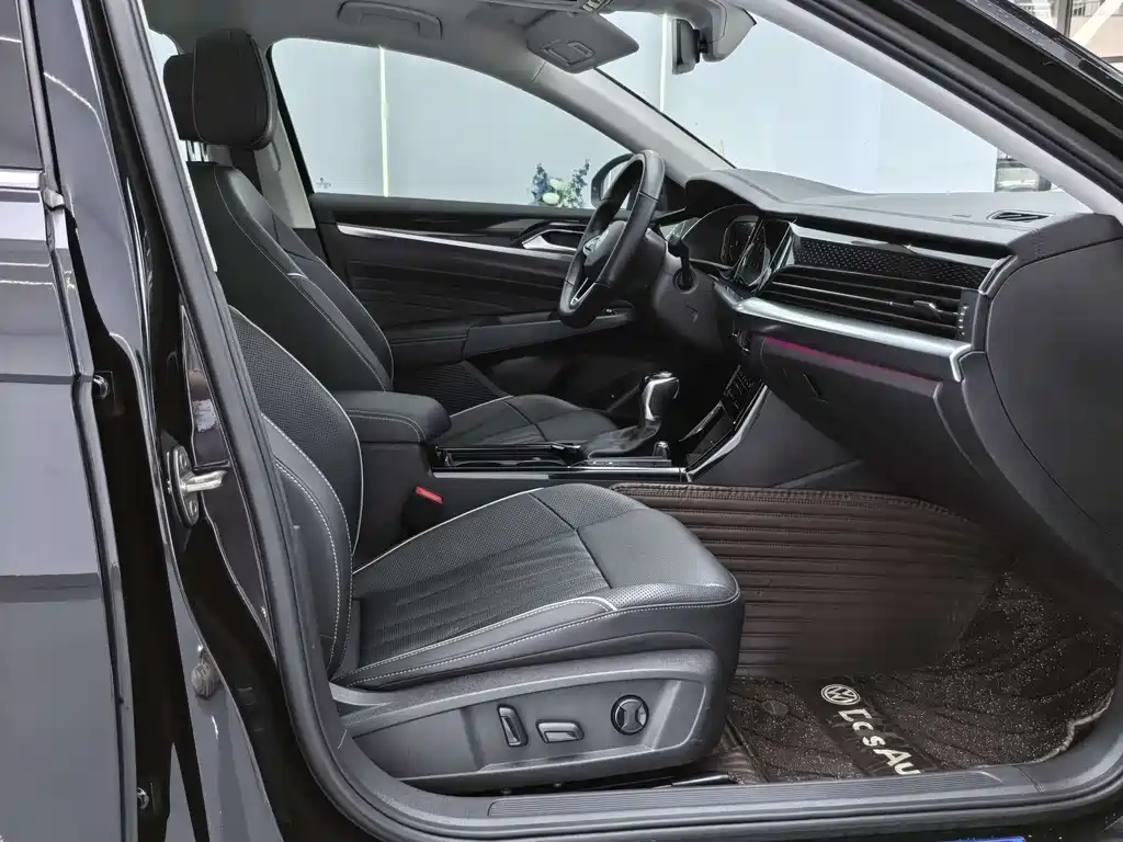 Volkswagen Passat 2022