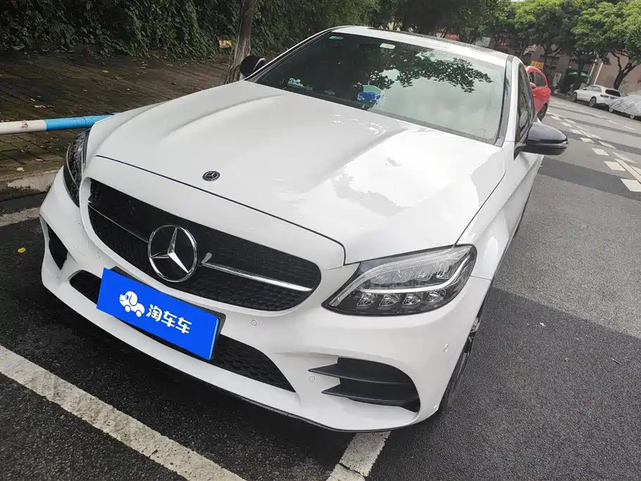 Mercedes-Benz C-Class 2021
