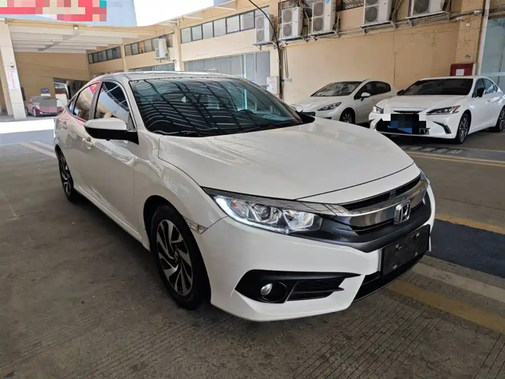 Honda Civic 2018 — фото 4