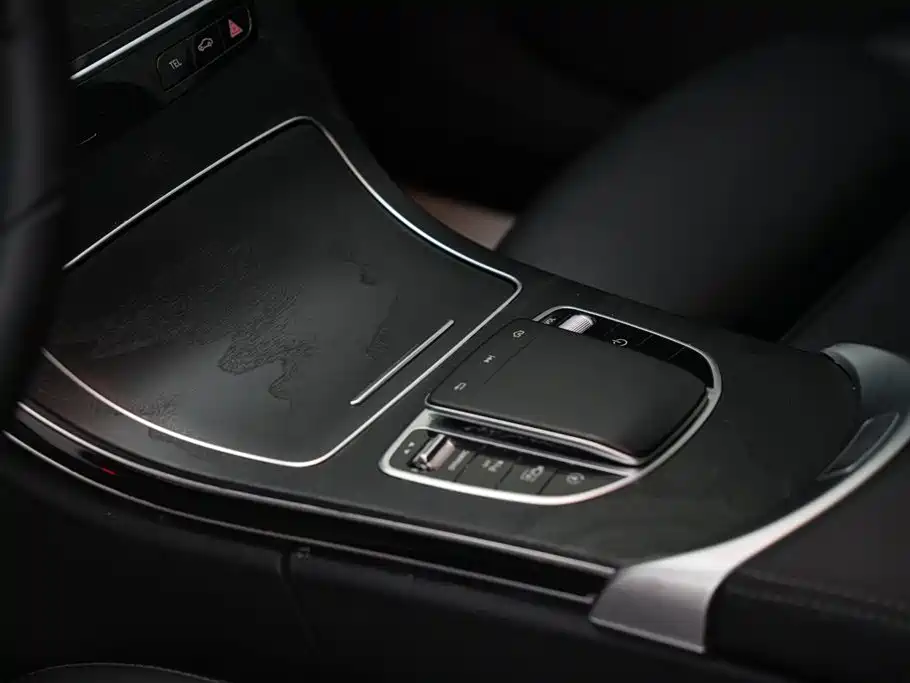 Mercedes-Benz C-Class 2019 — фото 20