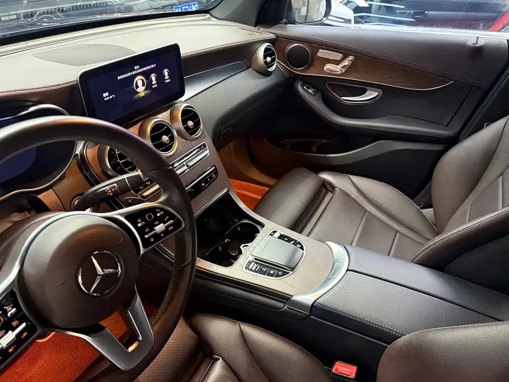 Mercedes-Benz GLC 2022
