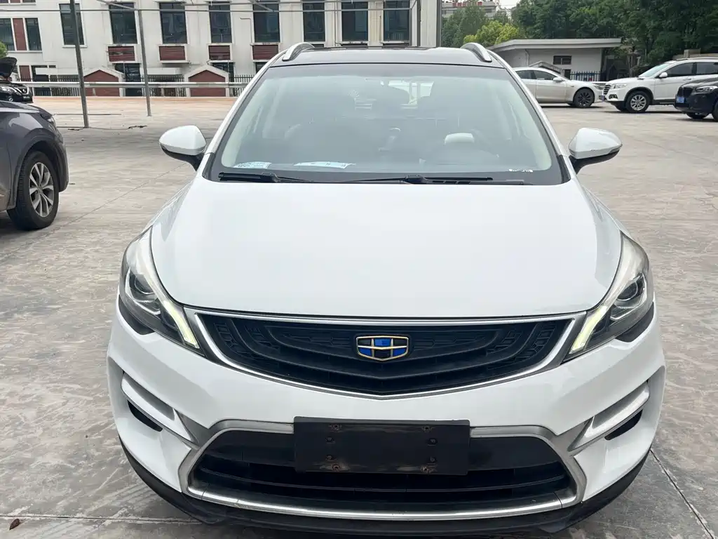 Geely Emgrand GS 2017 — фото 2