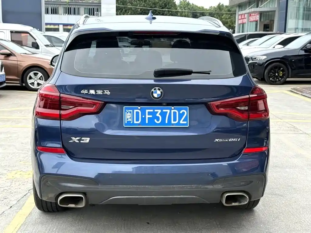 BMW X3 2021
