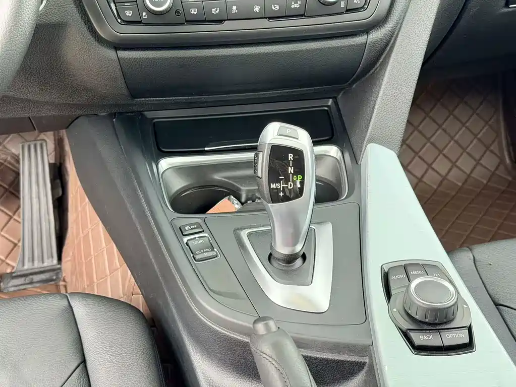 BMW 4 Series 2016 — фото 11