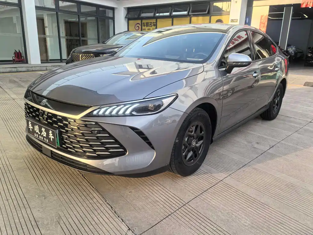 BYD Qin PLUS 2025 — фото 1