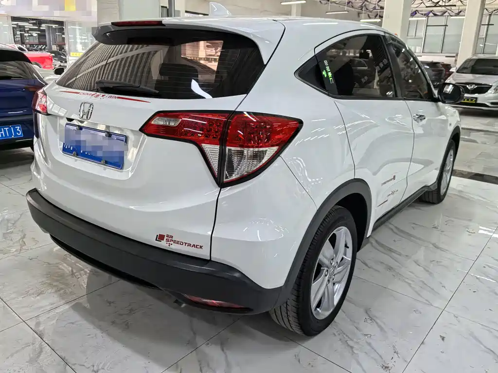 Honda Vezel 2022 — фото 6