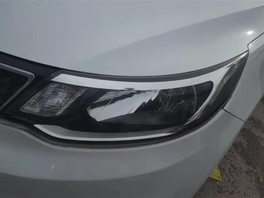 Kia K2 2015