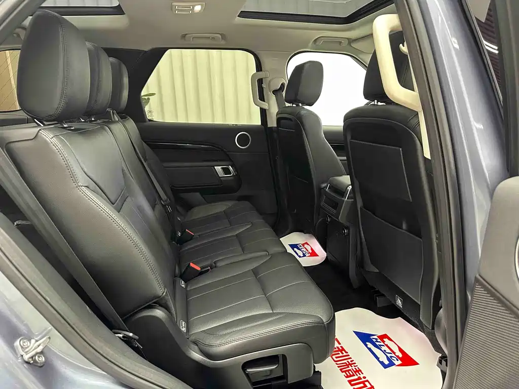 Land Rover Discovery 2019 — фото 15