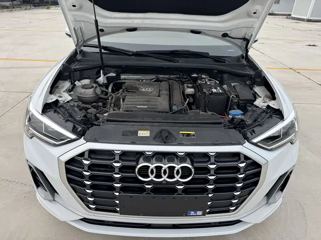 Audi Q3 2022 — фото 17
