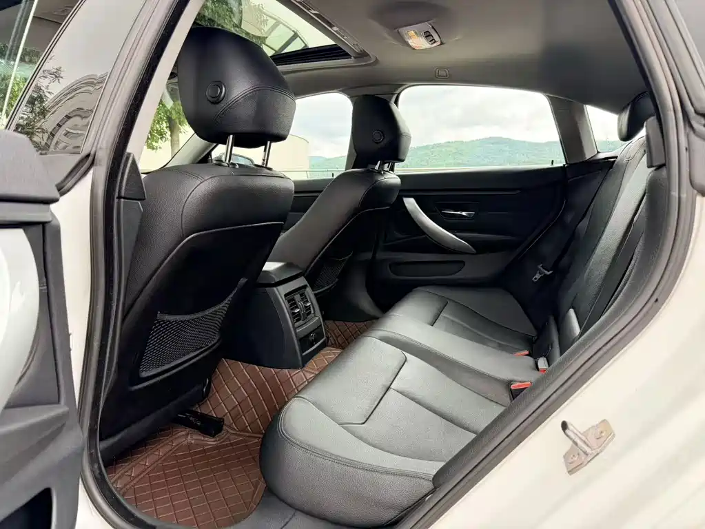 BMW 4 Series 2016 — фото 14