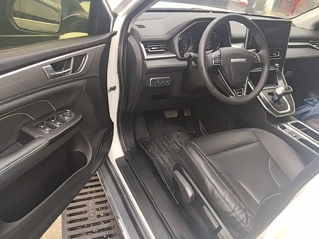Haval M6 2021 — фото 16