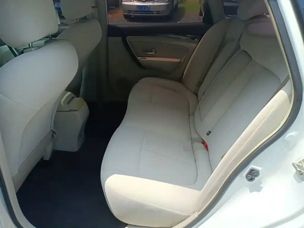 Dongfeng Fengshen A60 2019 — фото 17