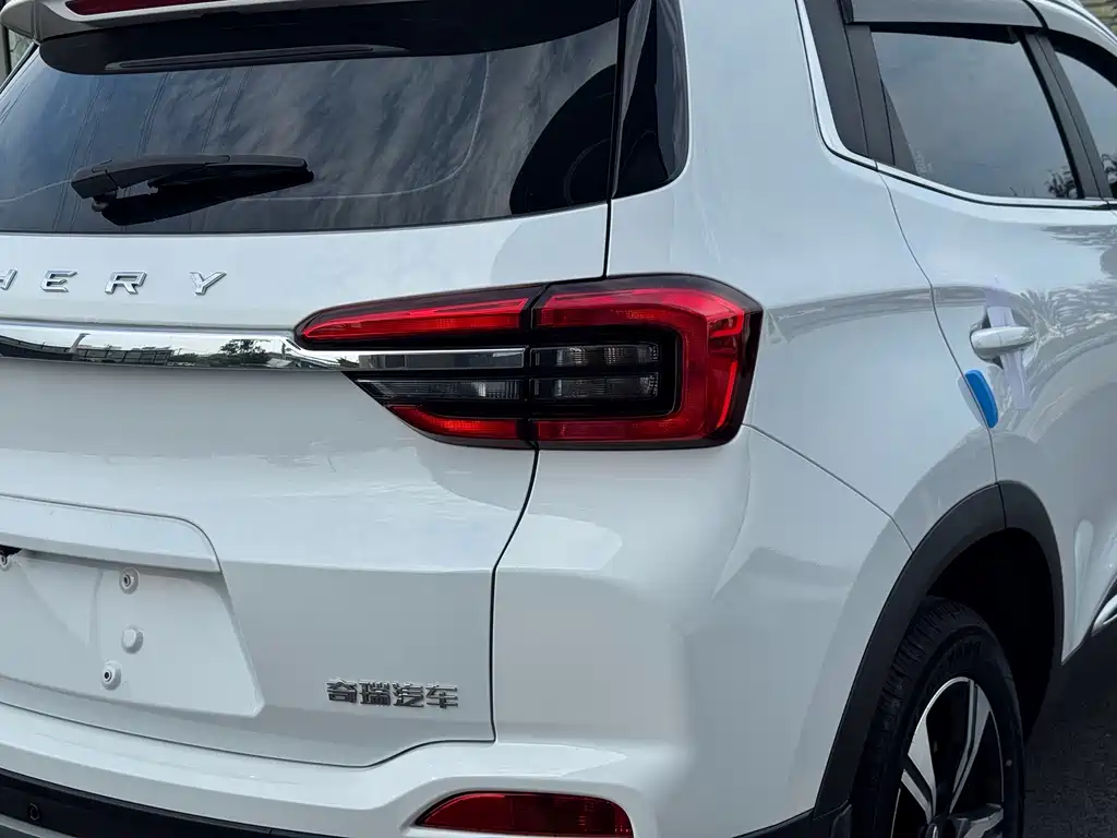 Chery Tiggo 5x 2023 — фото 30