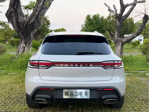 Porsche Macan 2016