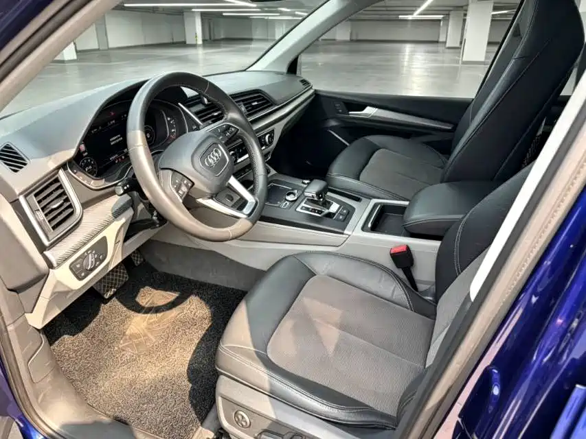 Audi Q5L 2019
