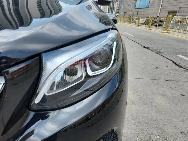 Mercedes-Benz GLC 2019