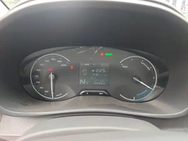 Wuling Hongguang New Energy 2025