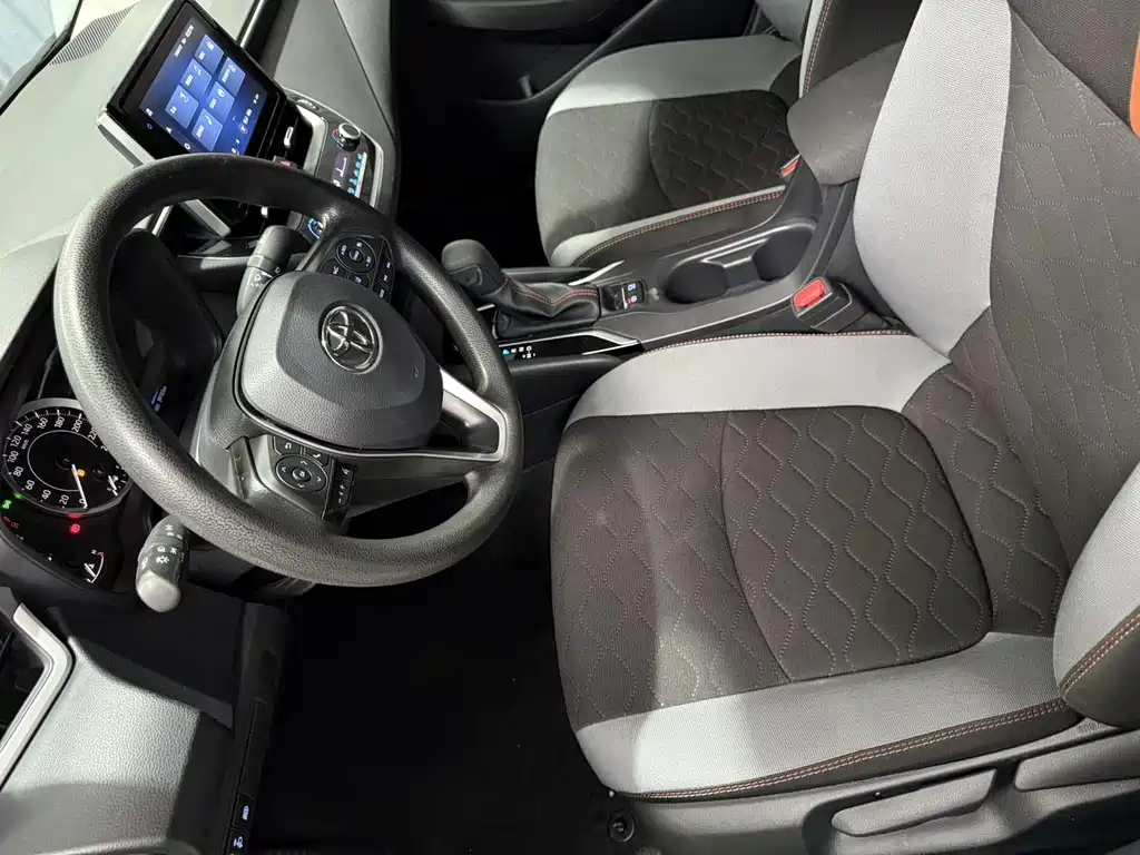 Toyota Corolla 2022 — фото 10