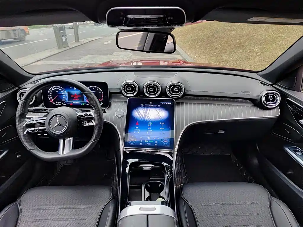 Mercedes-Benz C-Class 2022 — фото 10