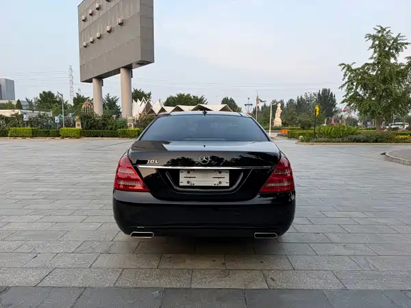 Mercedes-Benz S-Class 2013