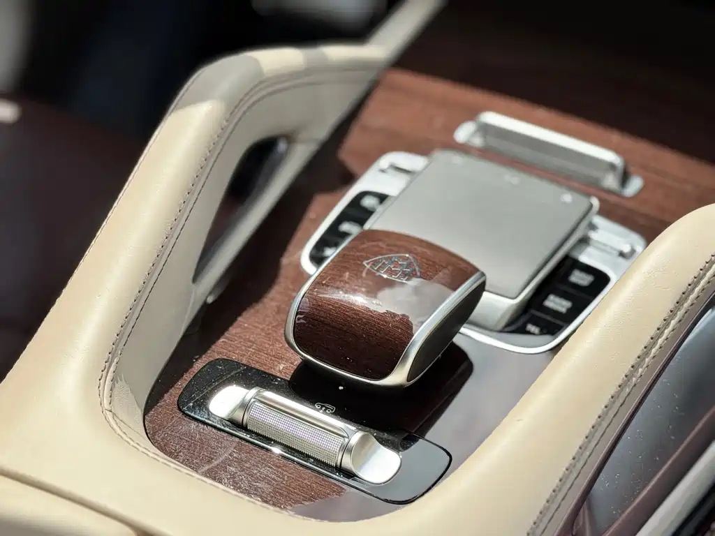 Mercedes-Benz Maybach GLS 2023 — фото 15