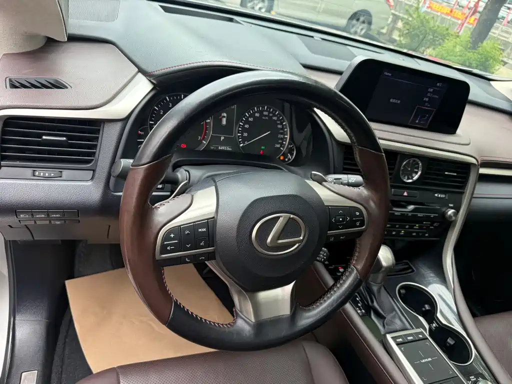 Lexus RX 2021 — фото 18