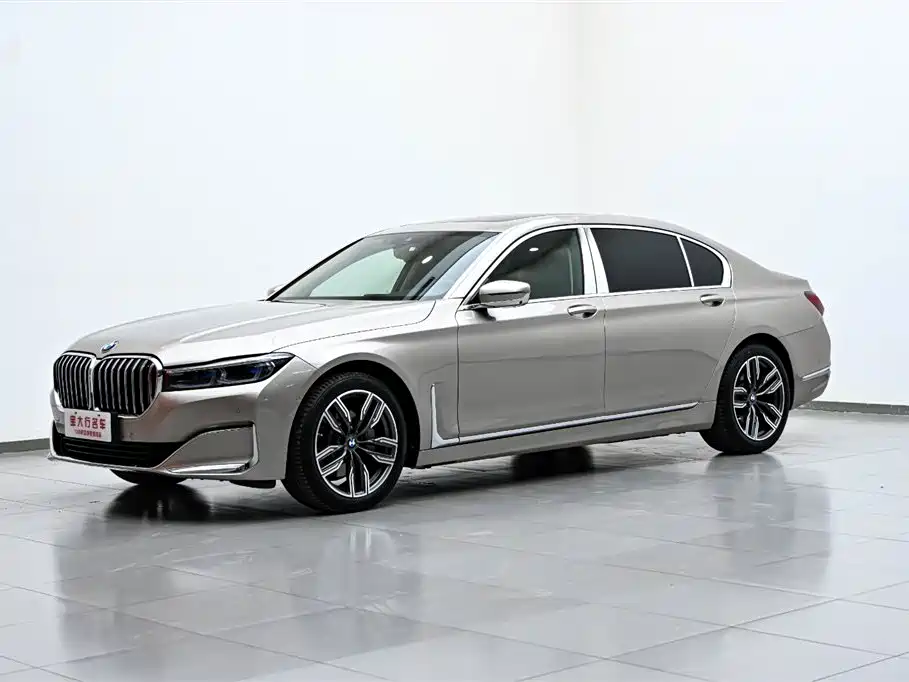 BMW 7 Series 2021 — фото 2
