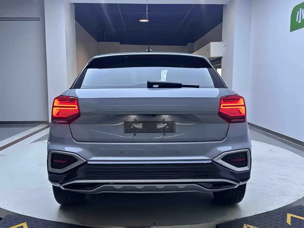 Audi Q2L 2022