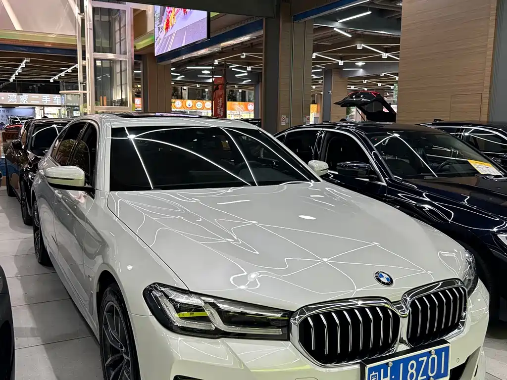 BMW 5 Series 2022