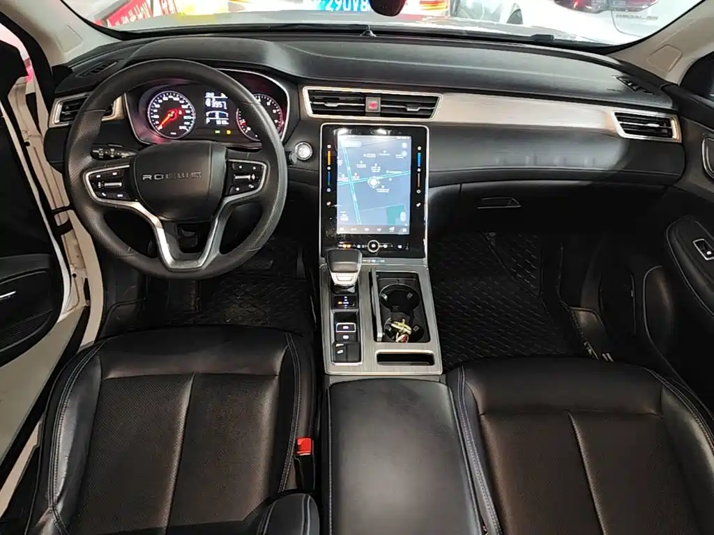 Roewe RX5 2022 — фото 13