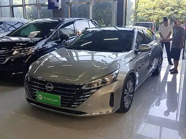 Nissan Teana 2024