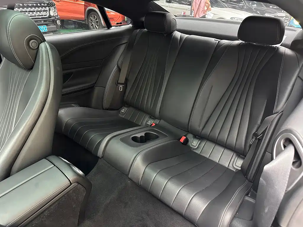 Mercedes-Benz E-Class 2022 — фото 10