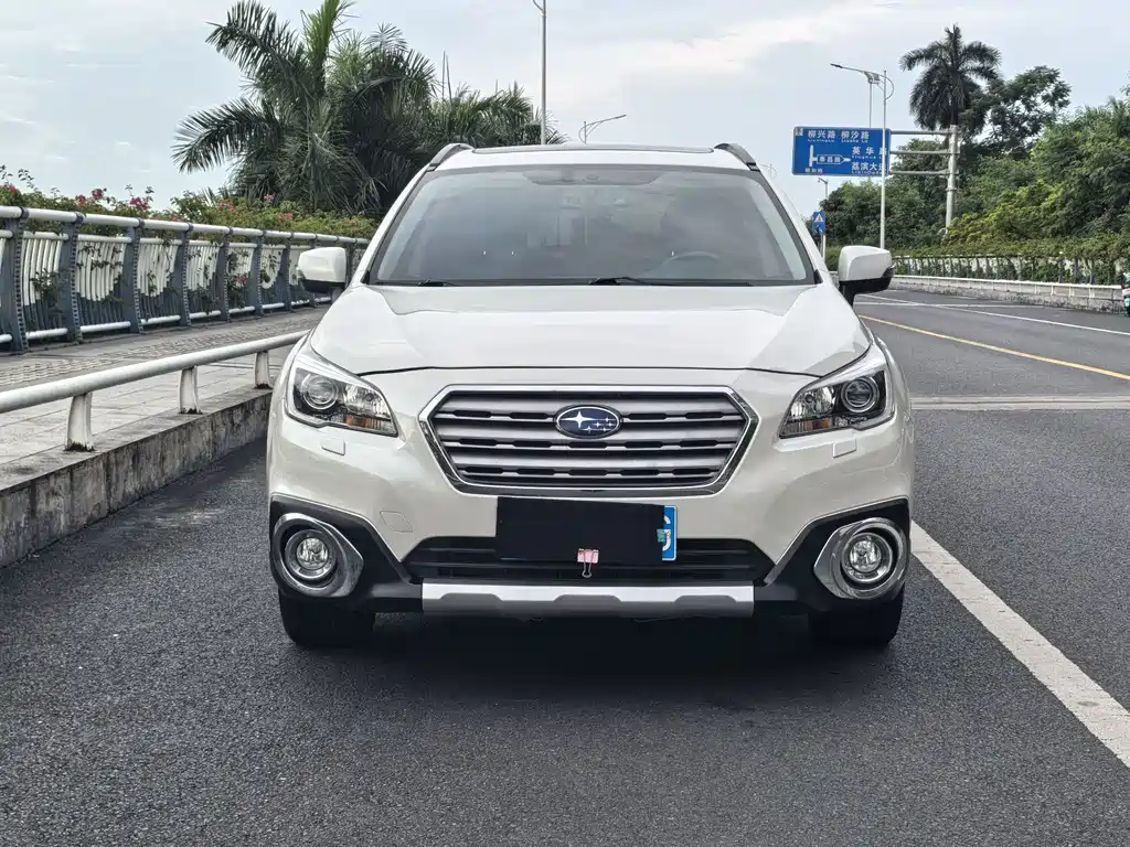 Subaru Outback 2015