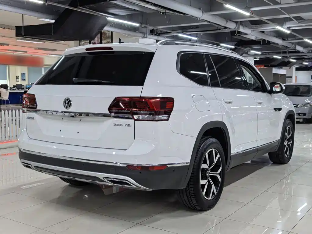 Volkswagen Teramont 2018 — фото 21