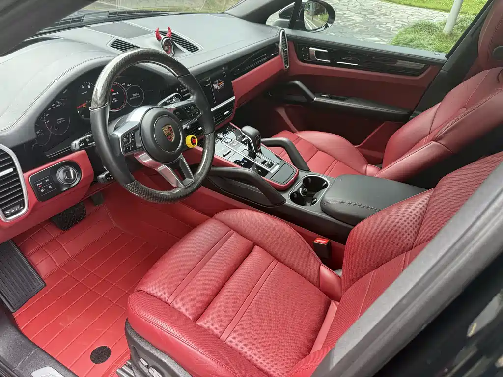 Porsche Cayenne 2023