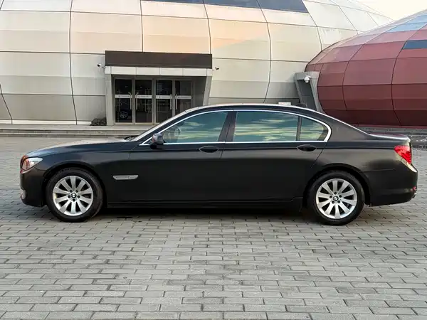 BMW 7 Series 2011