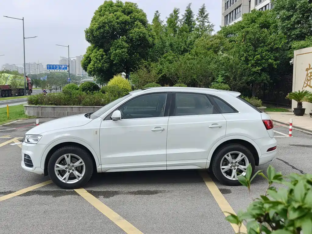 Audi Q3 2017