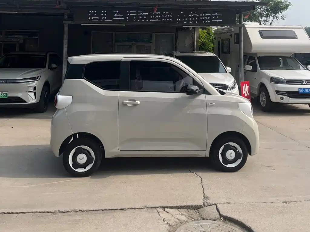 Wuling Hongguang MINIEV 2025