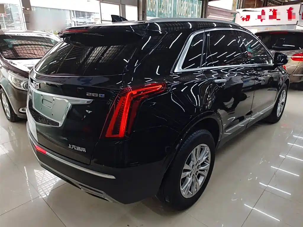 Cadillac XT5 2022 — фото 5